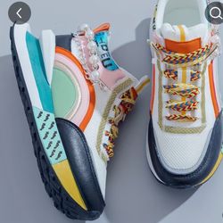 Color Platform Shoes With Colorful Shoe Strings