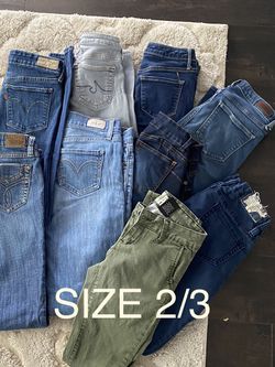 Pantalón de mujer talla 0 -7 todo x $60 Obo $8 pieza( A&F /Hollister & $10  Girls jeans sizes 0-7 $75 bundle or $8 each (Levis Hollister / A&F $10) for  Sale in Orlando, FL - OfferUp