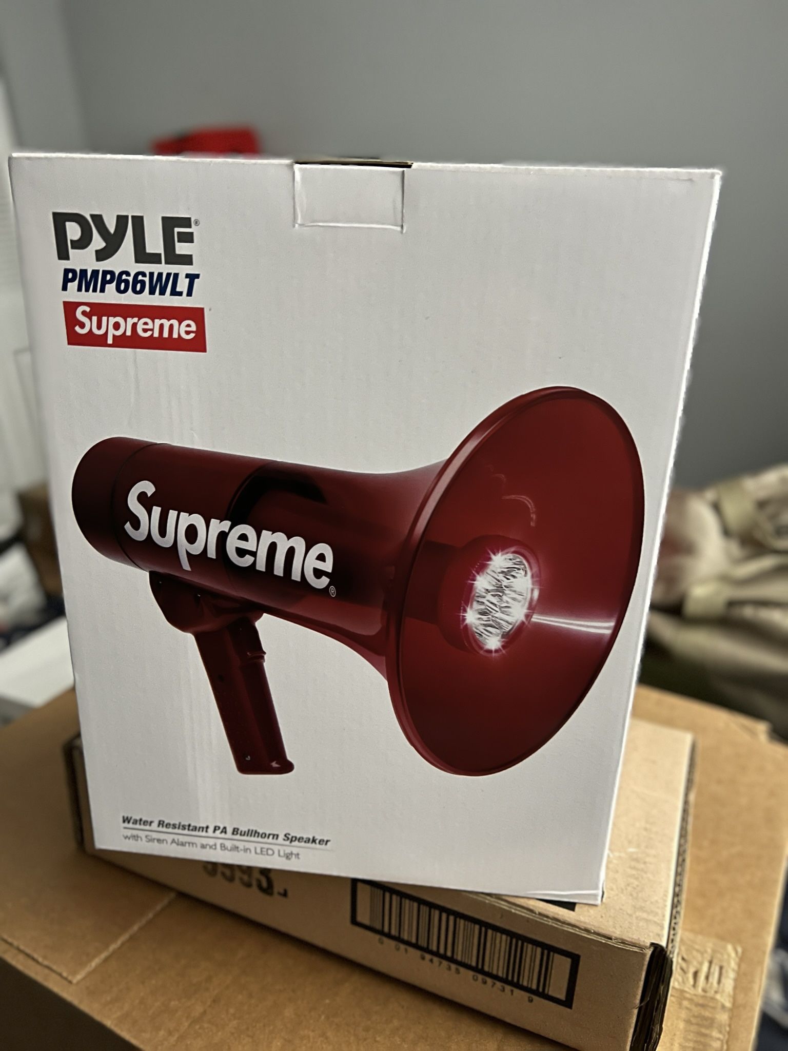 Supreme Pyle Waterproof Megaphone Red
