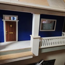 Wooden Dollhouse (Unfinished)