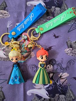 Disney Frozen Keychain Set