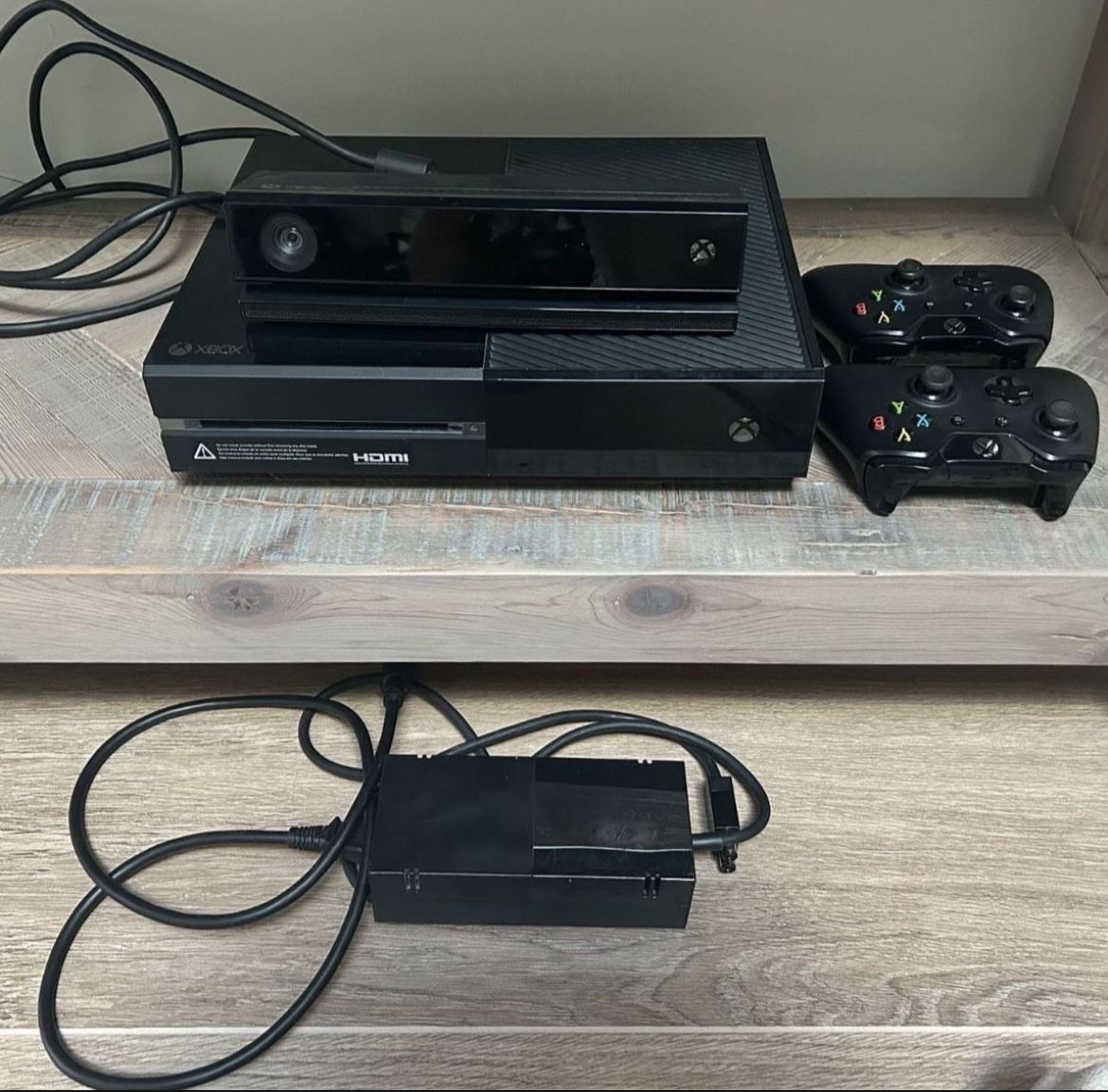 Xbox One W/ 2 Controllers