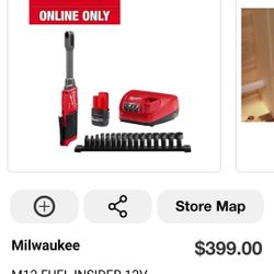 Milwaukee
M12 FUEL INSIDER 12V Lithium-Ion Brushless Cordless 1/4 in. - 3/8 in. Extended Reach Box Ratchet Kit w/ Battery, Charger