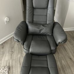 Reclining Massage Chair w/ ottoman 