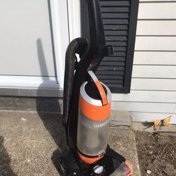 Very Nice High Powered Bissell Vacuum Only $40