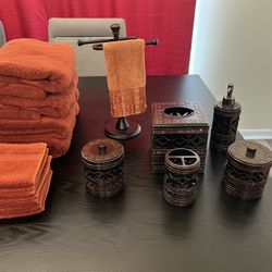 Bathroom Accessory Set