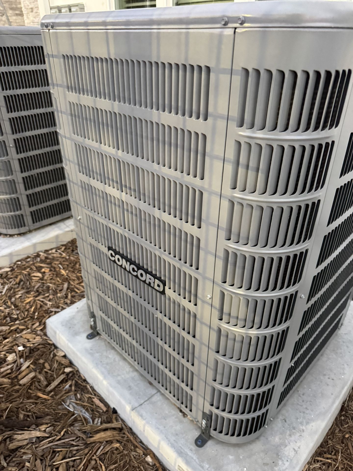 2 Tons.   AC Unit 