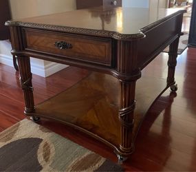 Fairmont Design accent table