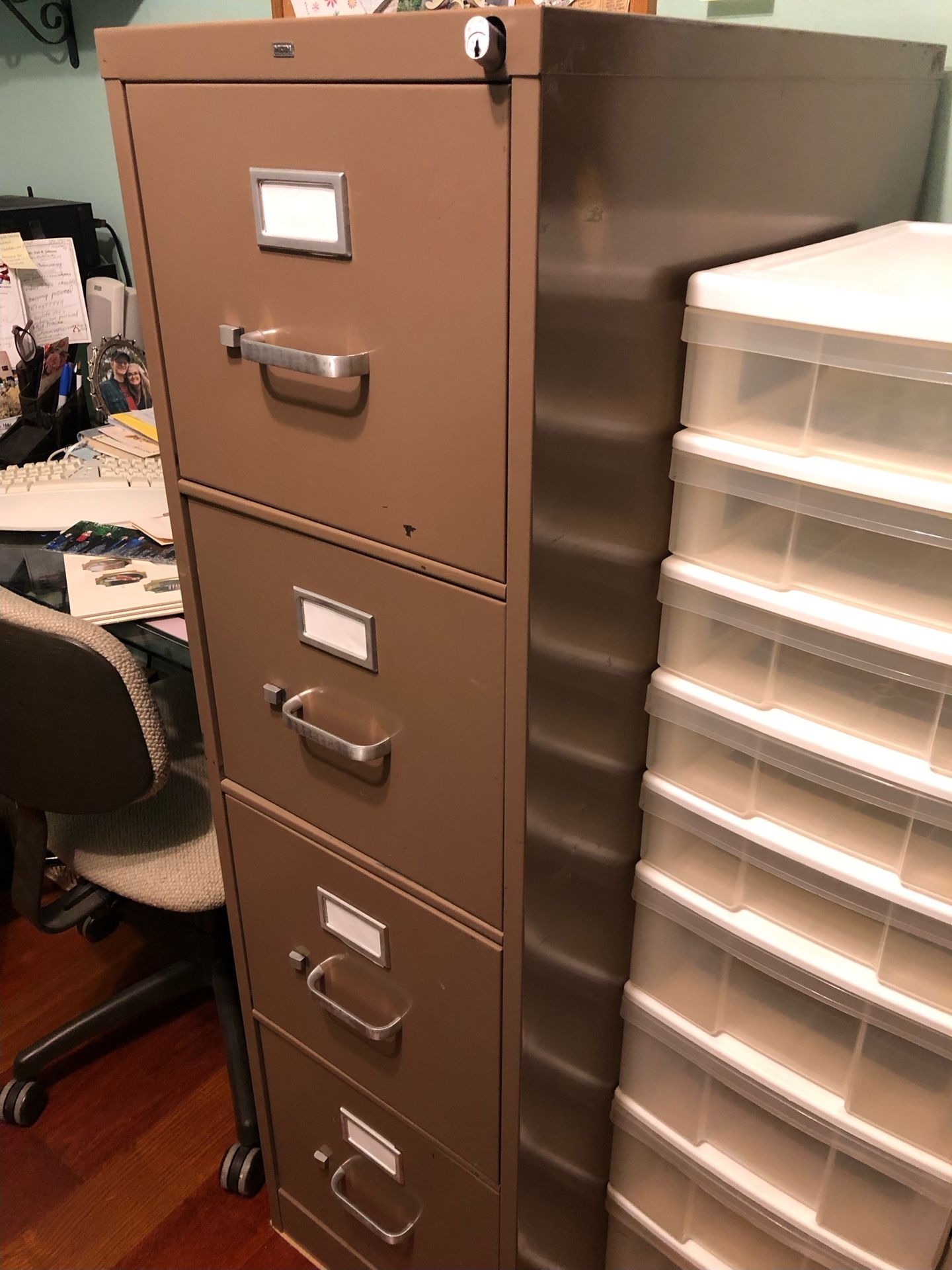 4 Drawer Filing Cabinet