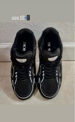 B30 dior size 10