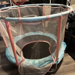 55” Kids Trampoline