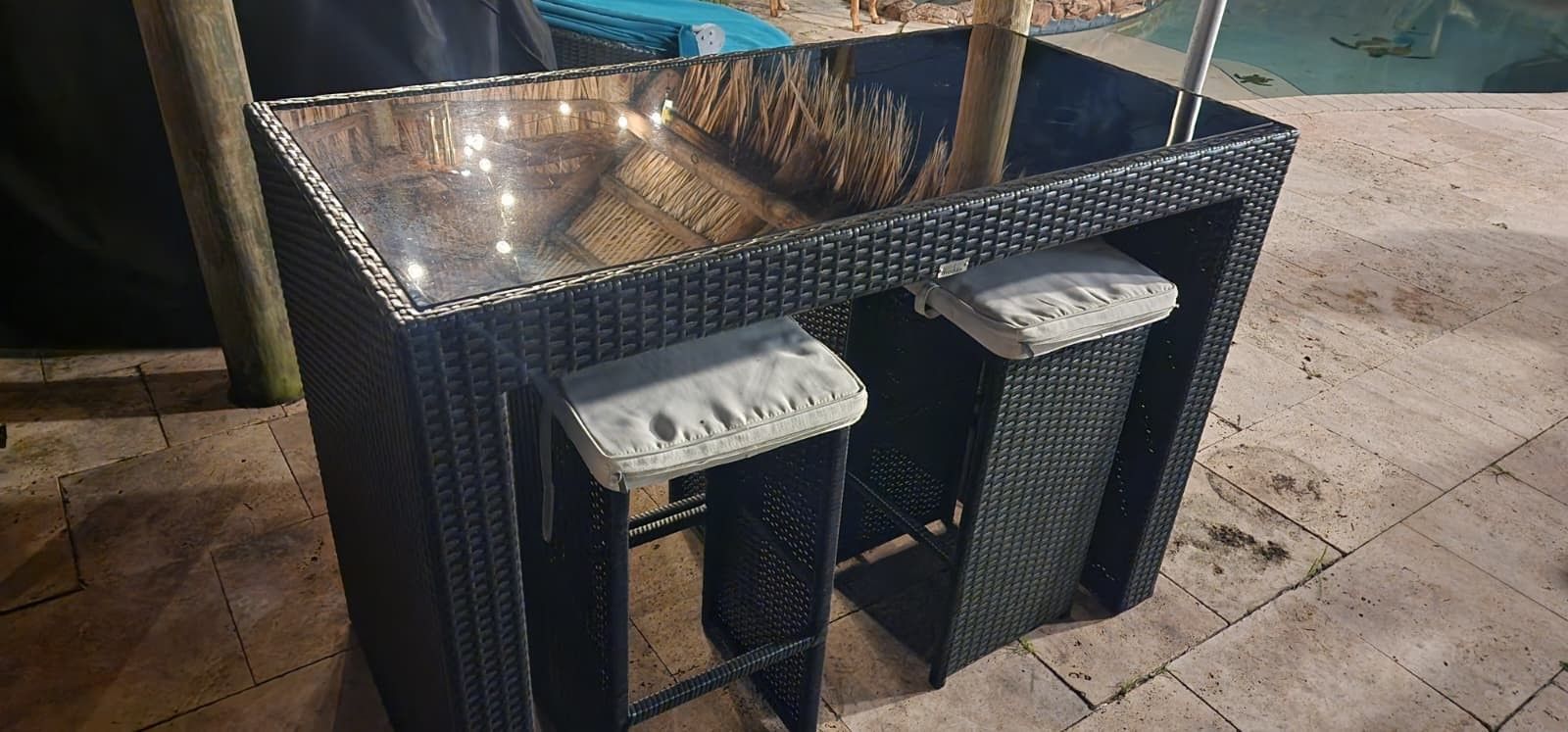 Outdoor Modani Sofa Couch, High Top Table and Circular Clamshell Daybed