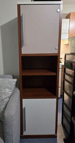 Furniture/ Mueble
