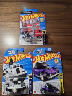 3 Hot Wheels 