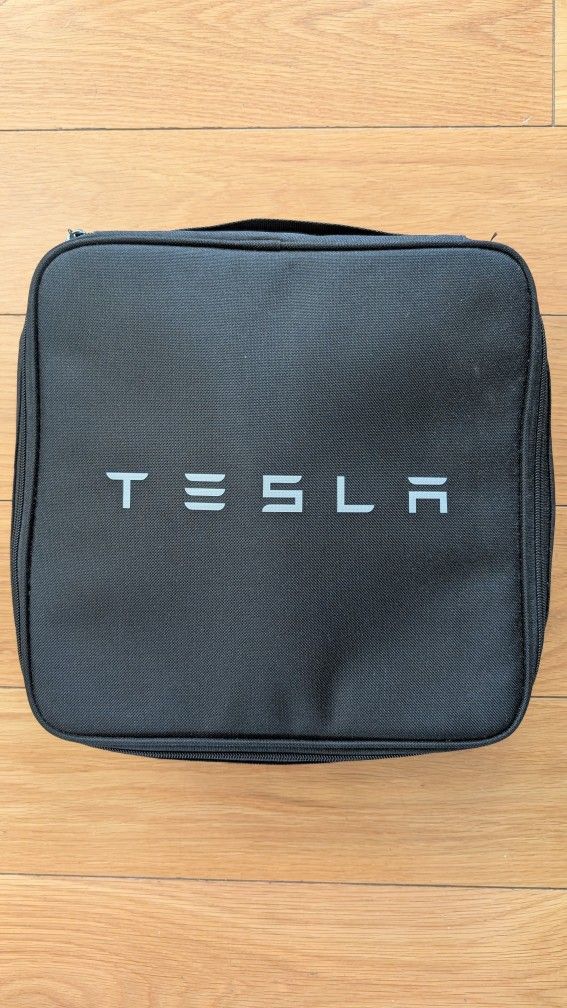 Tesla Gen 2 Mobile Charger Connector
