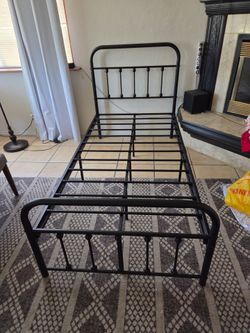 Twin bef frame