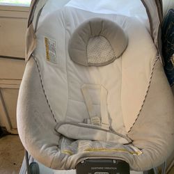 Baby Vibrating Bouncer 