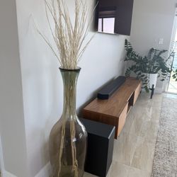 Glass Decorative Vase With Willow Branches 