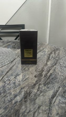 Tom ford tobacco vanille Retail-300$