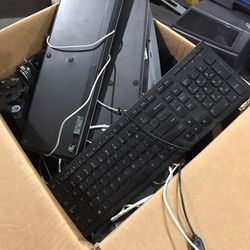 Computer Keyboards For Sale Excellent Condition (Tampa)