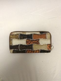 Women's wallets clutches NEW available in brown and purple 4 large compartments
