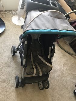 Baby stroller graco.