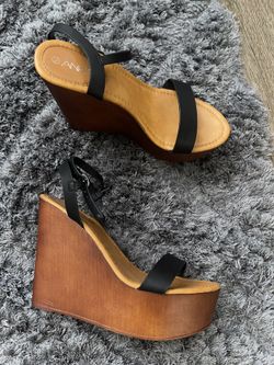 Anna Wedges