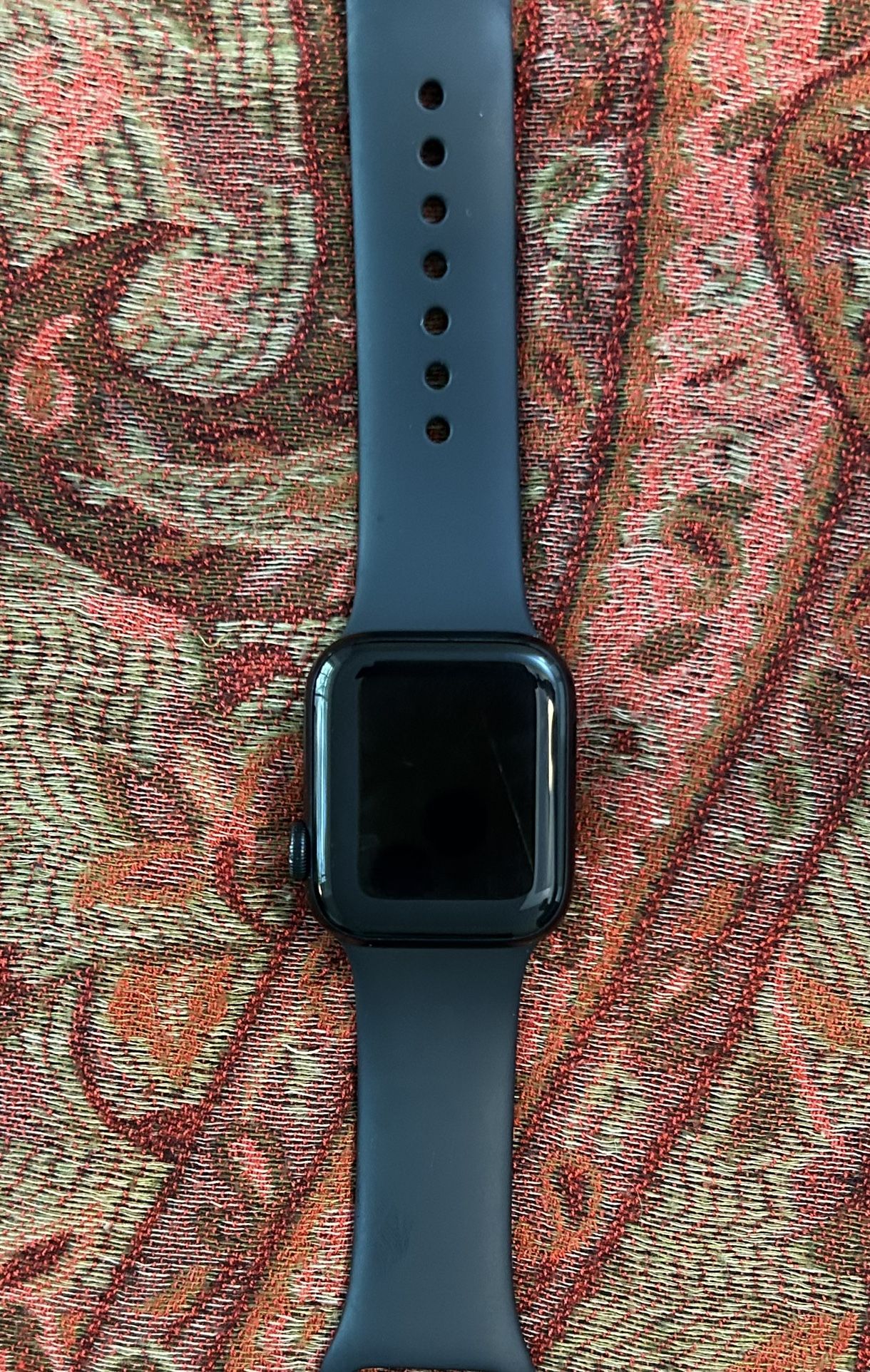 Apple Watch SE (2nd Gen) – Black