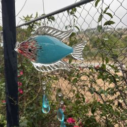BLOWN GLASS FISH CHIME
