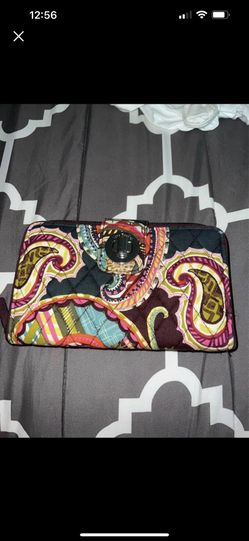 Vera Bradley Turn lock Wallet 