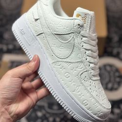 L.ouis Vuitton x Nike Air Force 1'07 LV8 Low WhiteLV Monogram