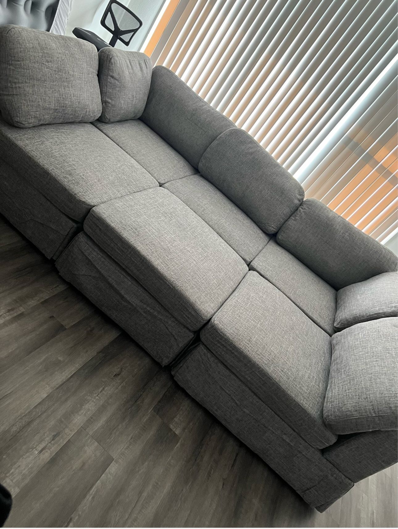 6 Piece Upholstered Sectional Couch