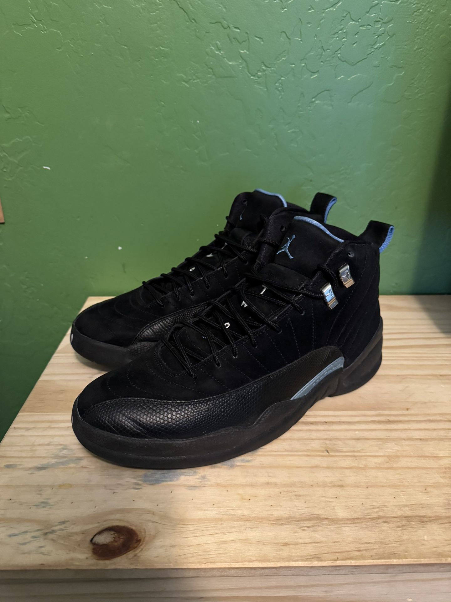 Jordan 12 Nubuck Size 12