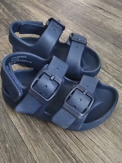 Sz 5 Cat & Jack NAVY Summer Sandals w/ Easy Velcro Closure