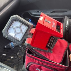 MILWAUKEE M18 Light