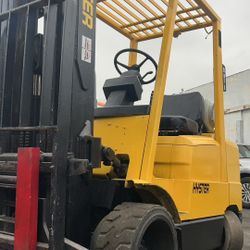 HYSTER forklift 6,000 Lb 