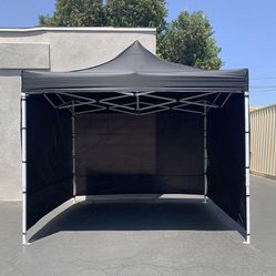 $140 (New in box) Heavy duty 10x10 ft with 3 sidewalls, ez popup canopy outdoor gazebo, carry bag (black) 