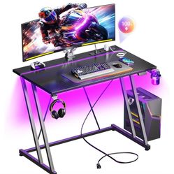 Gaming Desk Perfect Condition 