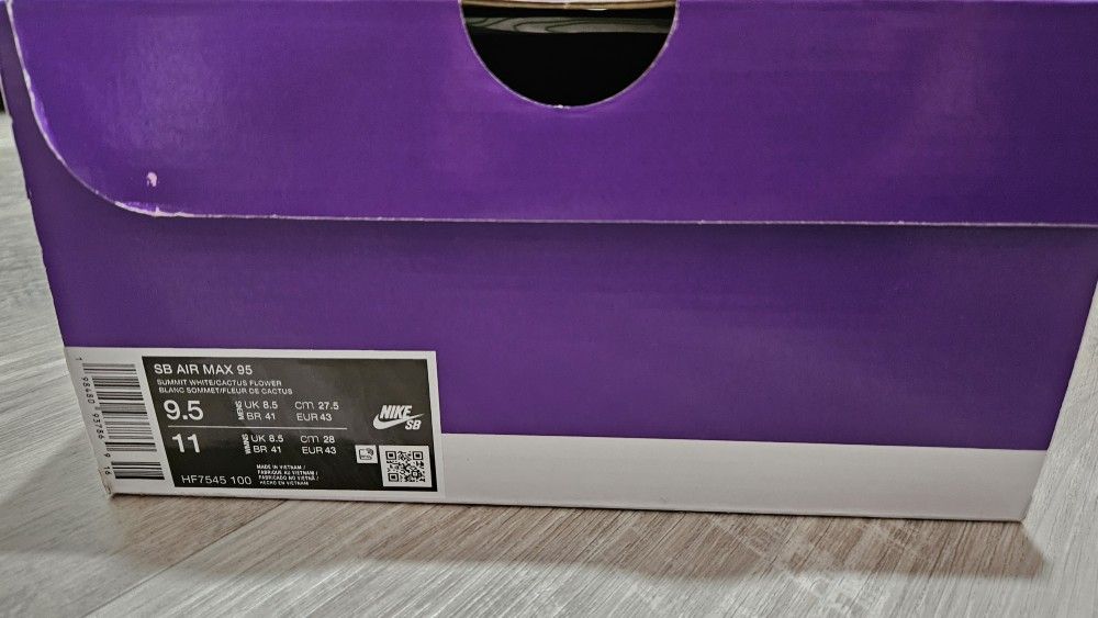 Nike SB Air Max 95 Men\'s 9.5 Women\'s 11