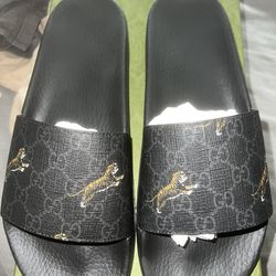 Men’s Gucci Sandals 
