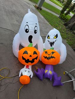 Set of Two led Window hanging Halloween blow ups (6ft) used once sold together as a set