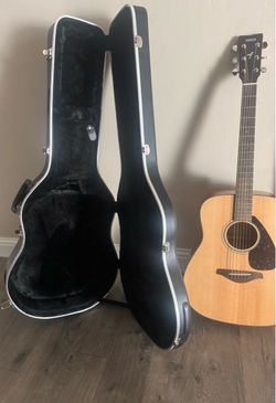 Yamaha acoustic guitar(trade for accordion)