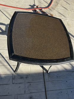 Outdoor/Indoor Side/Medium table