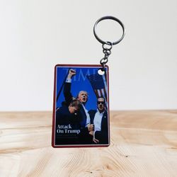 Set Of 10 Donald Trump Keychains 