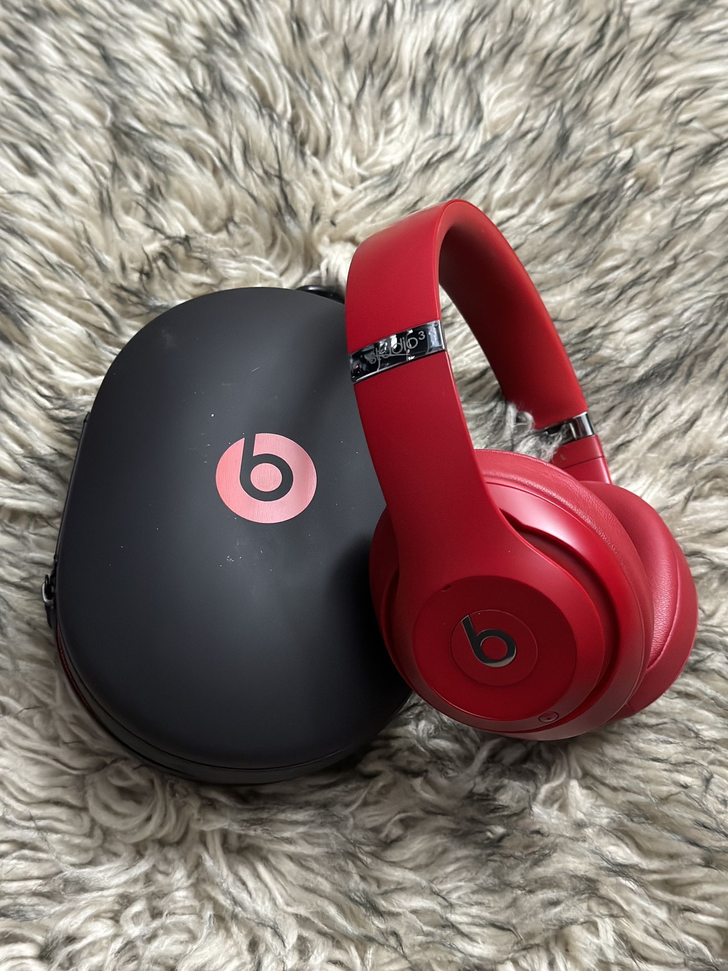 Beats Studio3 Wireless Noise Cancelling Over-Ear Headphones - Apple W1 Headphone Chip 