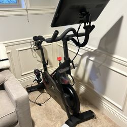 Peloton Bike