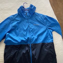 columbia windbreaker 