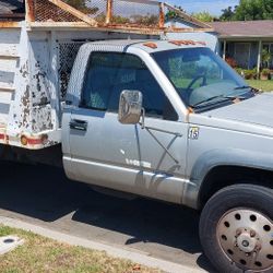 1996  SL Diesel 3500 Dump Truck
