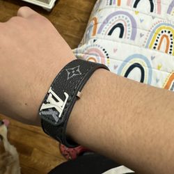 Lv Slim Bracelet 