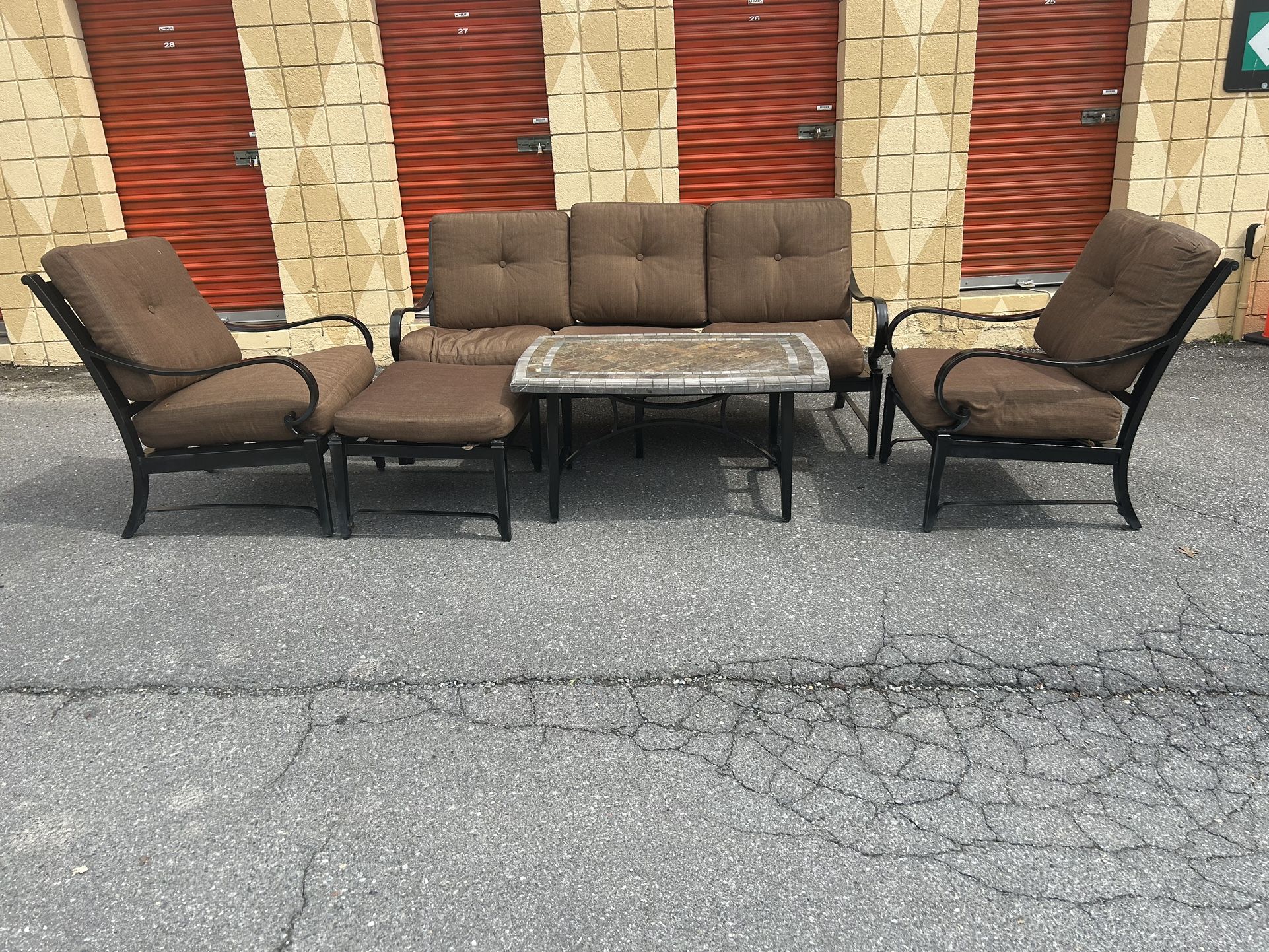 Beautiful Aluminum Sunbrella Conversation Set Sofa, 2 Oversized Chairs, Table **